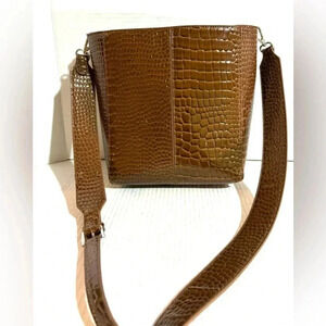 Hvisk patent leather crossbody handbag